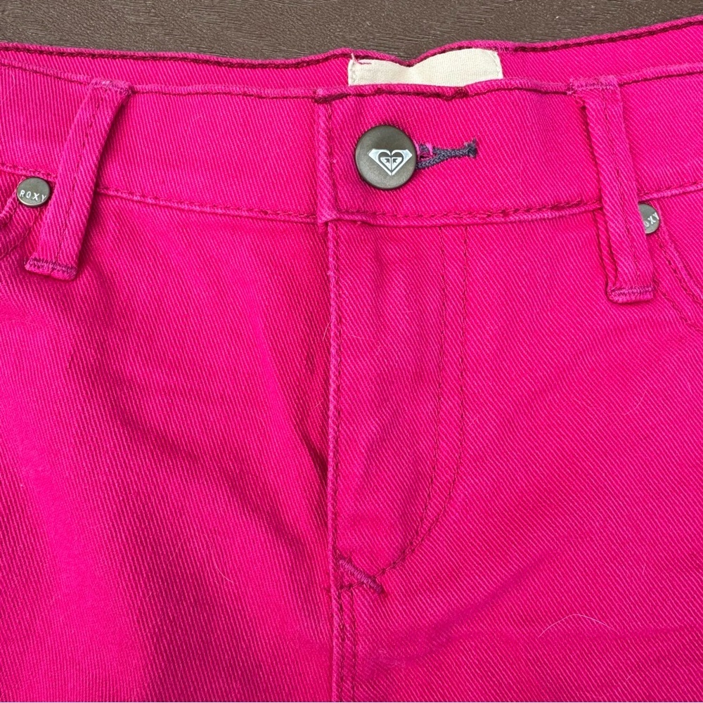 Roxy Denim Shorts Size 7/28 Hot Pink - Picture 2 of 5